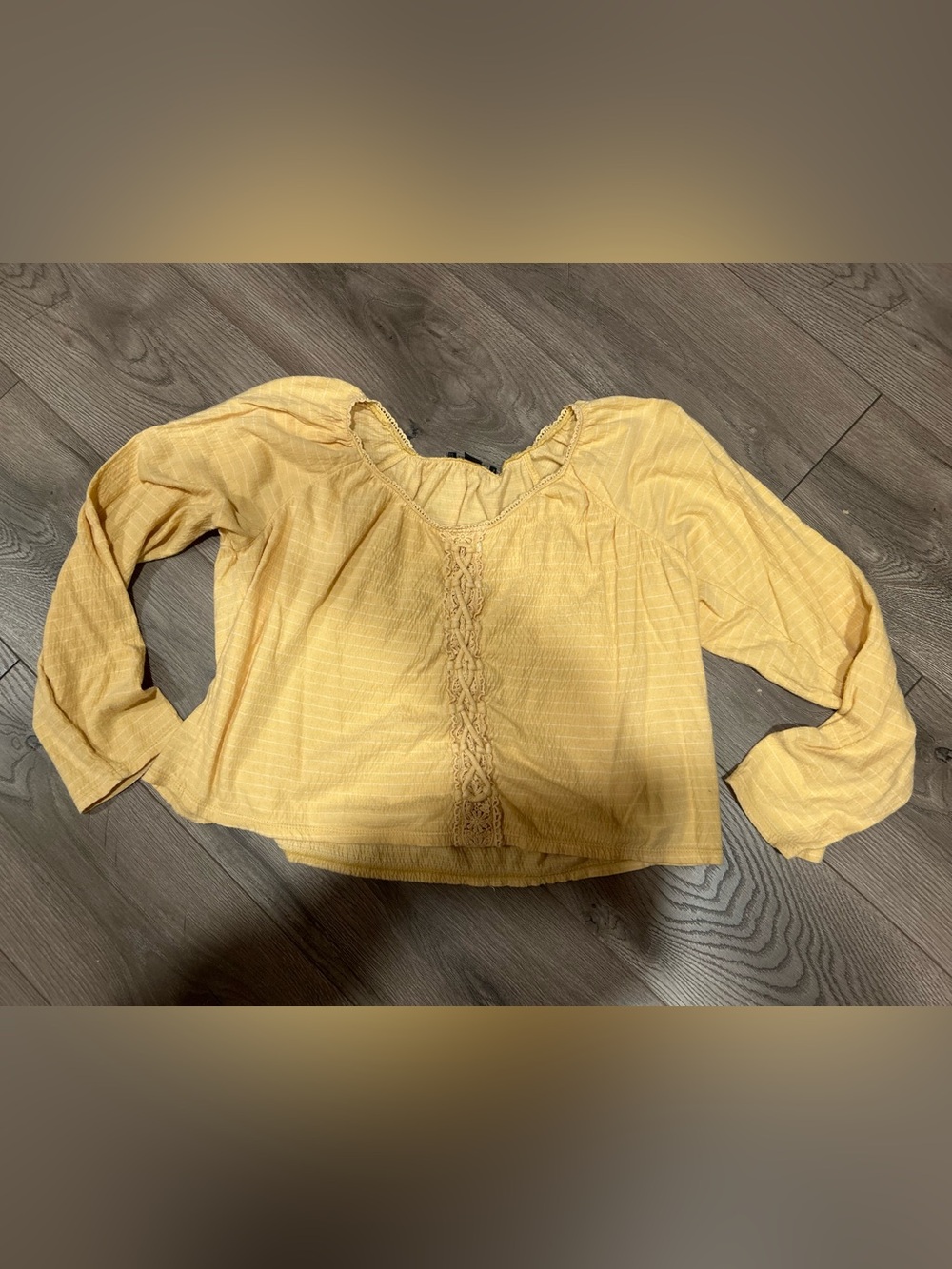 American Eagle Women’s Light Yellow Boho Long-Sleeve Top with Lace Detail, small